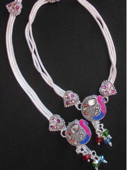 anklet-distributor