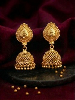 gold-plated-earrings-UBJEKER61