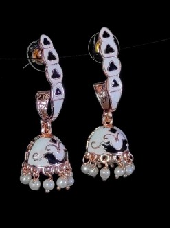 designer-earrings-2VEDMER414