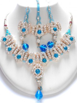 fashions-necklaces-2560PW764