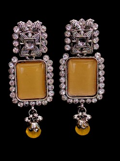 monalisa-earrings-wholesaler-2VNTLER92
